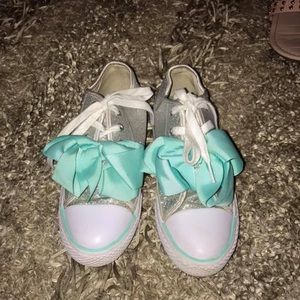 Girls sz 2.5 JoJo Siwa shoes